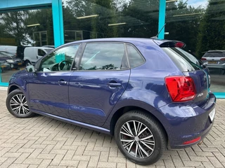Volkswagen Polo Volkswagen Polo 1.2 TSI ALLSTAR Navi, Climate, Cruise, PDC, 15Inch - afbeelding nr 2