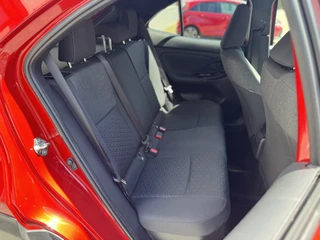 Toyota Yaris Cross All-season banden, trekhaak, dodehoekdetectie, PDC V + A , All-in Rijklaarprijs - afbeelding nr 15