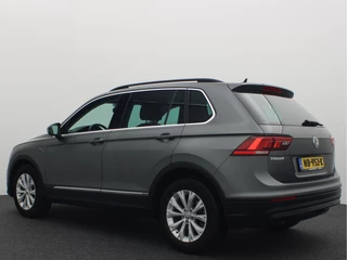 Volkswagen Tiguan AUTOMAAT / GR NAVI / CLIMA / PDC / BLUETOOTH / CRUISE / NL-AUTO - afbeelding nr 3