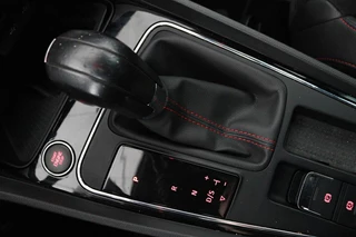 SEAT Leon SEAT Leon 1.5 TSI FR Ultimate Edition Black | Panoramadak |  Stoelverwarming | BEATS Pack | Carplay | Adaptive cruise | Navigatie | Keyless | Full LED - afbeelding nr 19