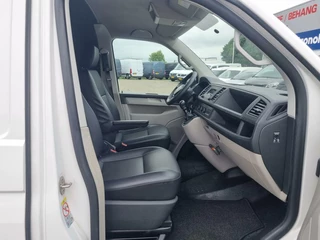 Volkswagen Transporter Volkswagen Transporter 2.0 TDI L2H1 Airco Trekhaak Sidebars - afbeelding nr 24