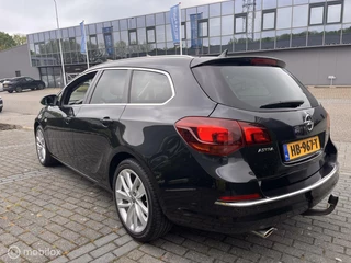 Opel Astra Opel Astra Sports Tourer 1.4 Turbo Sport + Xenon Leer - afbeelding nr 4