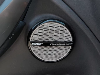 Renault Mégane Renault Mégane 1.2 TCe 131pk Automaat BOSE 5-Deurs | Navi | Clima | Cruise | Panorama Schuifdak | Keyless Entry | Licht+Regensensor | Pdc V+A+Camera | Stoelverwarming | Privacy Glass | 17''lm - afbeelding nr 22