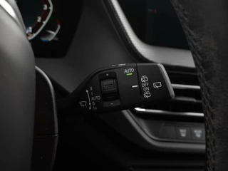BMW 1 Serie BMW 1-serie 118i Automaat 140pk Executive Sport Edition | Carplay | Sportstoelen | Full LED - afbeelding nr 29
