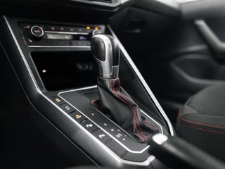 Volkswagen Polo Volkswagen Polo 2.0 TSI GTI Pano Beats Navi Cruise CarPlay - afbeelding nr 40