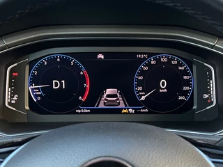 Volkswagen T-Roc Volkswagen T-Roc 1.5 TSI Style Business | Adaptive Cruise Control | Apple CarPlay/Android Auto | Climate Control | Camera - afbeelding nr 11
