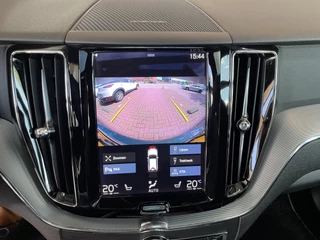 Volvo XC60 Volvo XC60 2.0 T6 Plug-in hybrid 340 pk AWD R-Design Trekhaak Panoramadak Camera Bliss Full Led Koplampen Harman Kardon Audio Stoel+ stuur + voorruitverwarming  1e Eigenaar Pine Grey Metallic - afbeelding nr 15