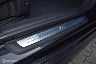 BMW 3 Serie BMW 320d Touring xDrive M-Sport Sapphirschwarz Pano Live-Cockpit Keyless HiFi DAB LED-verlichting - afbeelding nr 47