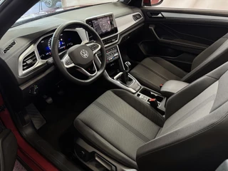 Volkswagen T-Roc Volkswagen T-Roc Cabrio TSI VIR.COCKPIT CARPLAY NAVI IQ.LED STOEL/STUUR.VERW DAB ADAP.CRUISE 05/2024 