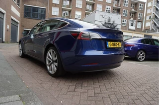 Tesla Model 3 Tesla Model 3 Long Range AWD 75 kWh Dual Motor | Nederlandse BTW auto | 351 pk | Panorama | Auto Pilot | Leer | Electrische stoelen met memory en verwarming | 19inch sportvelgen - afbeelding nr 15