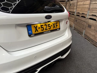 Ford Focus Ford FOCUS 2.0 ST schuifdak xenon navi camera clima uitlaatklep 19