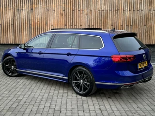 Volkswagen Passat Volkswagen Passat Variant 1.5 TSI R-line Automaat | Panoramadak | Lederen bekleding | Stoelverwarming | LED koplampen | Keyless entry&start | Afneembare trekhaak | Sfeerverlichting | Parkeersensoren voor en achter - afbeelding nr 27