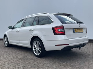 Škoda Octavia Škoda Octavia Combi 1.5 TSI 150pk Automaat Trekhaak Carplay Stoelverw Cruise NL-Auto! - afbeelding nr 39