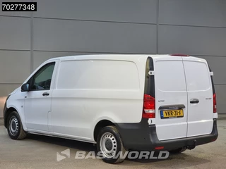 Mercedes-Benz Vito Mercedes Vito 114 Automaat L2H1 Trekhaak Navi Camera Parkeersensoren Airco Cruise L2 5m3 Airco Trekhaak Cruise control - afbeelding nr 2