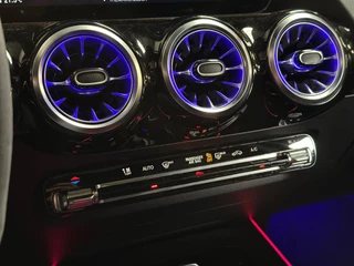 Mercedes-Benz GLA Mercedes-Benz GLA 45 AMG S 4MATIC+ | pano | kuipstoelen | memory | Burmester | 360 camera - afbeelding nr 26