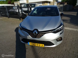 Renault Clio Renault Clio 1.6 E-Tech Hybrid 140 Luticia Intens Serie Limitee complete-auto - afbeelding nr 2