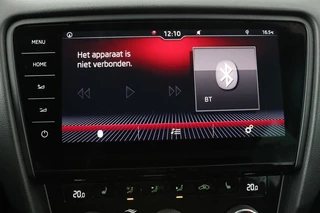 Škoda Octavia Skoda Octavia 1.0 TSI Style | Panoramadak | Stoelverwarming |  Adaptive cruise | Trekhaak | Carplay | Climate control | Sportstoelen - afbeelding nr 28