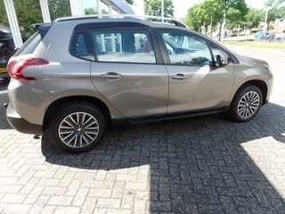 Peugeot 2008 Peugeot 2008 1.2 PureT. Blue Lion - afbeelding nr 6
