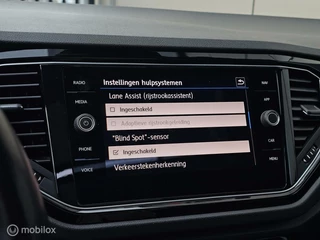 Volkswagen T-Roc Volkswagen T-Roc 2.0 TSI 4Motion R Panorama/Akrapovic/Beats - afbeelding nr 38