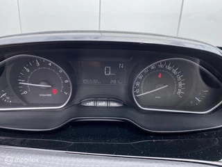 Peugeot 2008 Peugeot 2008 1.2 PureTech Active AUTOMAAT/HOOGZITTER/PANODAK - afbeelding nr 8