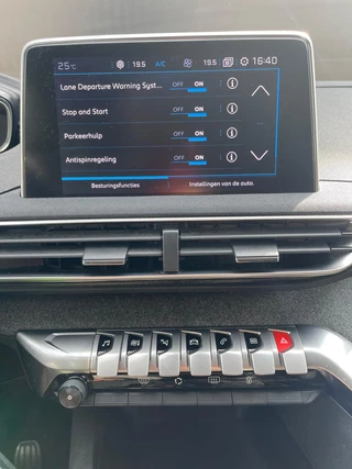 Peugeot 5008 Peugeot 5008 1.2 PureTech Allure - afbeelding nr 32