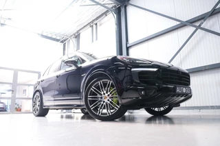 Porsche Cayenne Porsche Cayenne 3.0 E-Hybrid Platinum Edition | Dealer OH | Trekhaak | Stoelkoeling | 360 cam | Panoramadak | Adaptive | - afbeelding nr 13
