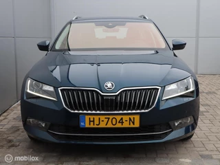 Škoda Superb Skoda Superb Combi 1.6 TDI Automaat Trekhaak LED PDC Leer ACC - afbeelding nr 9