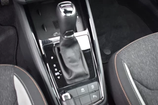 Škoda Kamiq Škoda Kamiq 1.5 TSI ACT Business Edition Pano Navi Led el-achterklep Trekhaak dynamische verlichting side/lane assist - afbeelding nr 31