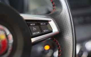 Fiat 124 Spider Fiat 124 Spider 1.4 MultiAir Turbo Abarth / 170 Pk / AUT / Navi / Airco / Elek Pakket / Cruise Control / Led / Pdc / 17 Inch - afbeelding nr 13