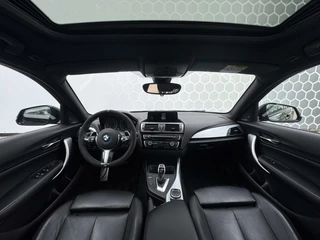 BMW 1 Serie BMW 1-serie M135i Executive RWD Schuifdak Xenon Leer Carplay - afbeelding nr 37