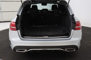 Mercedes-Benz C-Klasse Mercedes-Benz C-klasse 180 AMG Upgrade Edition | Stoelverwarming |  Carplay | Matrix LED | Sfeerverlichting | Leder/Alcantara | Navigatie | DAB | Cruise control | Park Assist - afbeelding nr 10