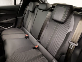 Peugeot 208 Automaat (PANORAMADAK, VIRTUAL COCKPIT, APPLE CARPLAY, GROOT NAVI, LEDER, 360 CAMERA, SPORTSTOELEN, GETINT GLAS, KEYLESS, ZWART HEMEL, NIEUWSTAAT) - afbeelding nr 14