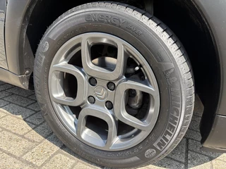 Citroën C4 Cactus Citroën C4 Cactus 1.2 PureTech Shine | Navigatie | Achteruitrijcamera | Dealer ond - afbeelding nr 14