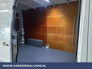 Mercedes-Benz Sprinter Mercedes-Benz Sprinter 316 CDI 163 pk L2H2 Euro6 Airco | 2800kg trekhaak | Cruisecontrol | Parkeersensoren - afbeelding nr 11