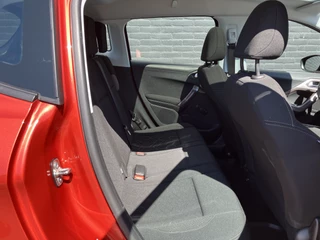 Peugeot 2008 Peugeot 2008 1.2 PureTech Active AUT. | bi-tone | navigatie | panoramadak | airco | bluetooth | NL auto - afbeelding nr 19