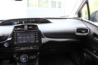 Toyota Prius Toyota Prius 1.8 Plug-in Dynamic Tecnik Pakket - afbeelding nr 17