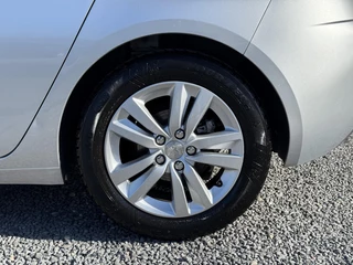 Peugeot 308 Peugeot 308 1.2 PureTech Active Navi,Clima,Cruise,PDC,Bluetooth,Elek ramen,LM velgen,110pk,N.A.P, APK tot 12-2025 - afbeelding nr 19
