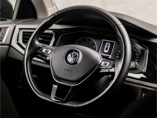 Volkswagen Polo Volkswagen Polo 1.0 Sportline (APPLE CARPLAY, CRUISE, ARMSTEUN, SPORTSTOELEN, ELEK PAKKET, LED ACHTERLICHTEN, NIEUWE APK, NIEUWSTAAT) - afbeelding nr 16