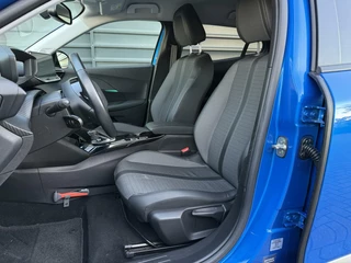 Peugeot e-2008 Peugeot e-2008 EV Allure Pack 50 kWh SOH 99% 360 Camera Navi - afbeelding nr 9