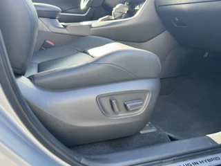 Toyota RAV4 Head-up display, 360 camera, Dodenhoekdetectie, JBL , All-in Rijklaarprijs - afbeelding nr 21