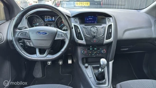 Ford Focus Ford Focus Wagon 1.0 ST-Line|125Pk|Navi|Boekjes - afbeelding nr 12