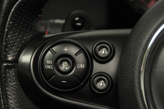 MINI Countryman Mini Countryman 2.0 Cooper S JCW 192 PK Facelift | Pano-dak | CarPlay | Harman/Kardon | HUD | Stoelverwarming | Trekhaak | LED | PDC | - afbeelding nr 18