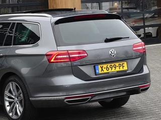 Volkswagen Passat Volkswagen Passat Variant TSI GTE 218PK DSG / Highline / R-Line / LED - afbeelding nr 53