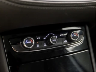Opel Grandland X 229Pk Automaat (APPLE CARPLAY, GROOT NAVI, LEDER, 360 CAMERA, SPORTSTOELEN, TREKHAAK, CLIMATE, LED KOPLAMPEN, KEYLESS, NIEUWSTAAT) - afbeelding nr 9