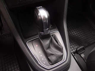 Volkswagen Caddy AUTOMAAT / TREKHAAK / XENON / CAMERA / CARPLAY / STOELVERW / NAVI / CLIMA / PDC - afbeelding nr 35
