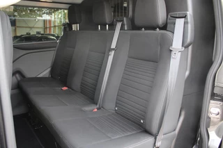 Ford Transit Custom Ford Transit Custom 320 2.0 TDCI L2H1 Limited DC | 6-zits | Stoelverwarming | Trekhaak | Camera |  Raptor grille - afbeelding nr 11