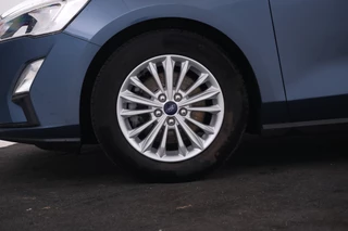 Ford Focus Ford Focus Wagon 1.5 EcoBlue Titanium Business Airco, Navigatie, Cruise Control, Apple Carplay - afbeelding nr 7