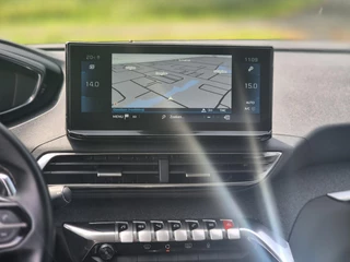 Peugeot 5008 Peugeot 5008 1.2 PureTech Blue Lease Allure 7-Persoons AUTOMAAT | NAVI | CLIMA | PDC | 18