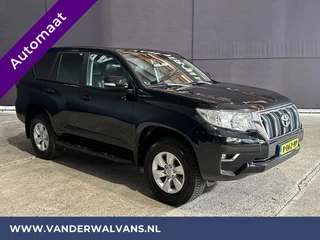 Toyota Land Cruiser Cruisecontrol, Parkeersensoren, Stoelverwarming, Verwarmde voorruit - afbeelding nr 13