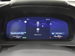 Toyota C-HR Toyota C-HR 1.8 Hybrid 140 First Edition | Parkeersensoren V+A | BLS | Elect - afbeelding nr 22